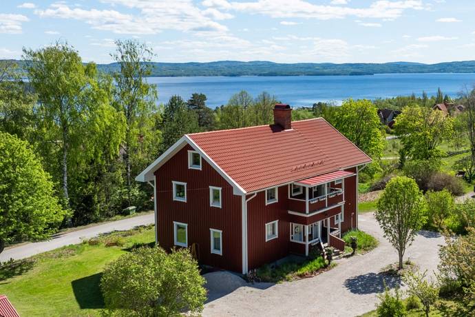 7 rum gård/skog på Granmorvägen 31 Vikarbyn, Rättviks kommun - bild 1
