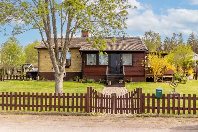 Kastanjvägen 5, Fliseryd, Mönsterås kommun