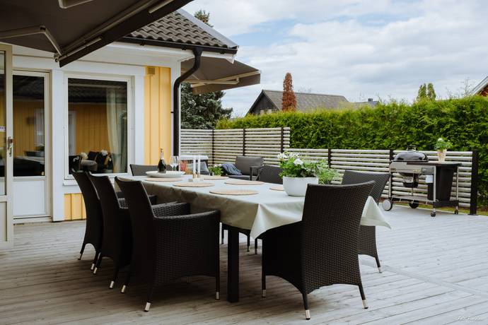 6 rum villa på Rösegårdsgatan 23 Skälby, Västerås kommun - bild 1