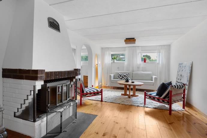 8 rum villa på Åkervägen 46B Helenelund, Sollentuna kommun - bild 4
