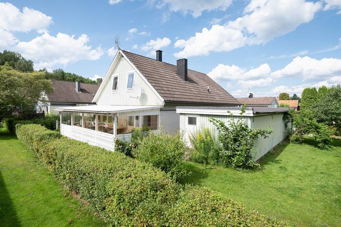 5 rum villa på Södra vägen 1 Storå, Lindesbergs kommun - bild 1