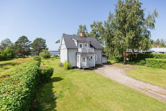 4 rum villa på Båtsmansvägen 42 Älvkarleby, Älvkarleby kommun - bild 1