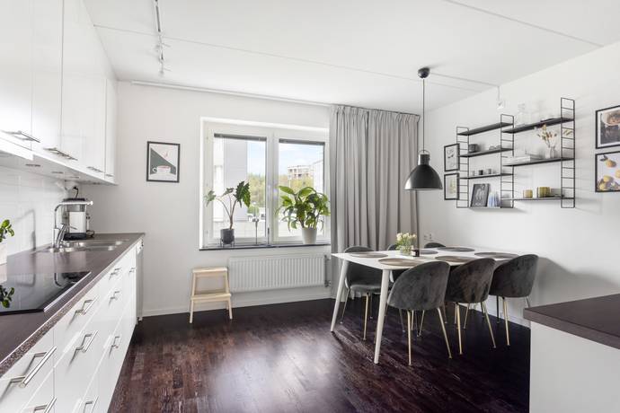 3 rum lägenhet på Tomtebobarnens Gata 7, 3 tr. Bromma / Annedal, Stockholms kommun - bild 1