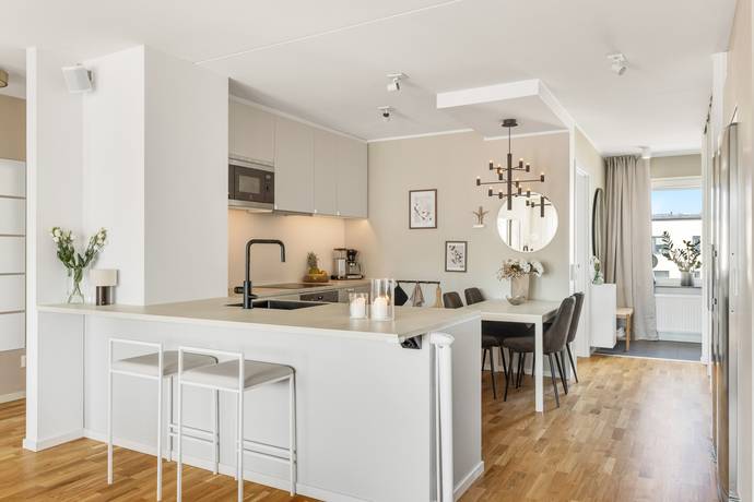 3 rum lägenhet på Mariehällstorget 6, 4 tr. Bromma / Annedal, Stockholms kommun - bild 4