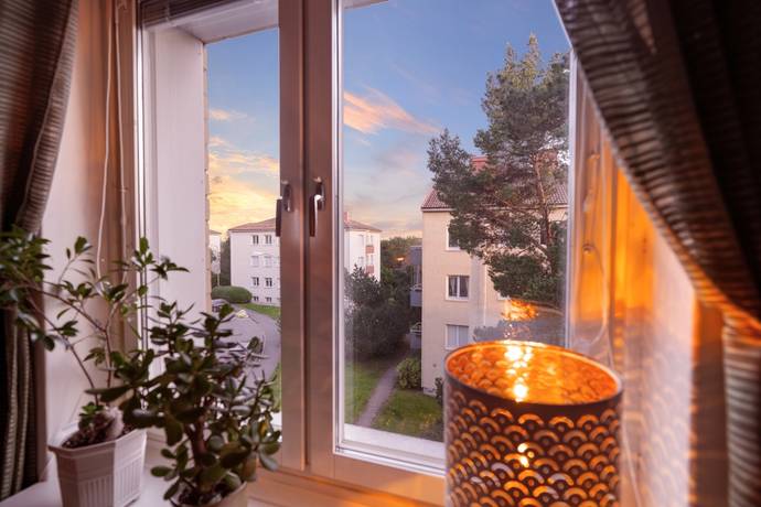 1 rum lägenhet på Slätbaksvägen 16 3tr Årsta, Stockholms kommun - bild 1