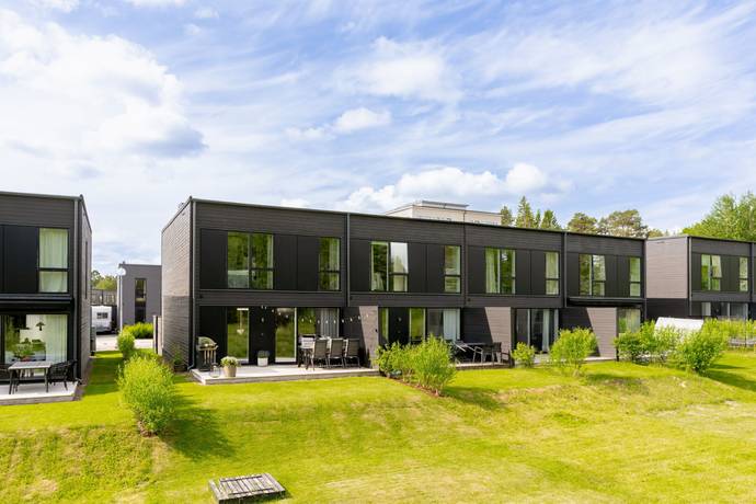 6 rum Radhus på Sekatörsslingan 90 Strömsbro Gävle kommun - bild 1