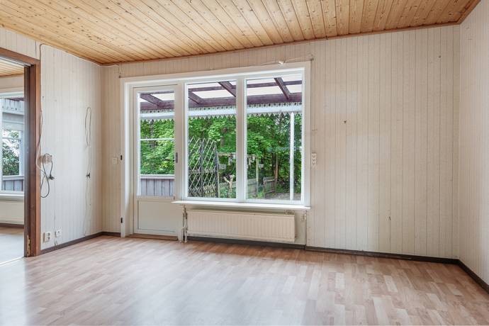 8 rum Gård med jordbruk på Fyrunga Björkbacka 1 Fyrunga Vara kommun - bild 12