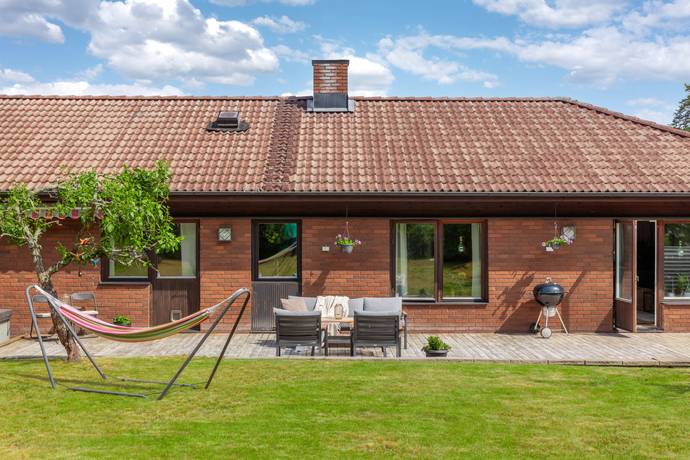 8 rum villa på Dalgångsvägen 6 Stenvik, Oxelösunds kommun - bild 2