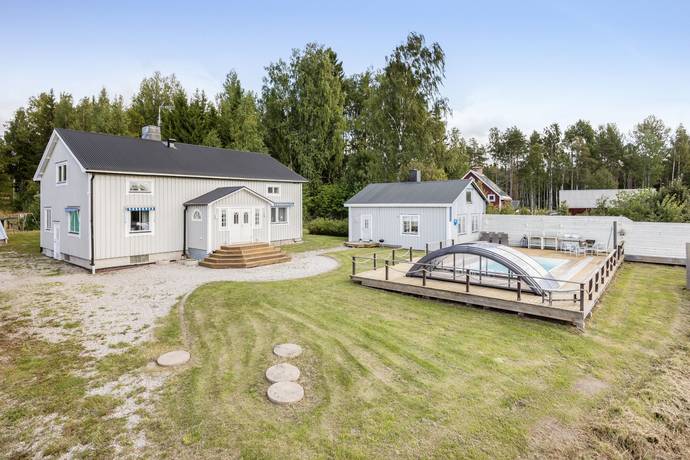 10 rum gård/skog på Åsnorrbodarna 246 Njurunda, Nordanstigs kommun - bild 1