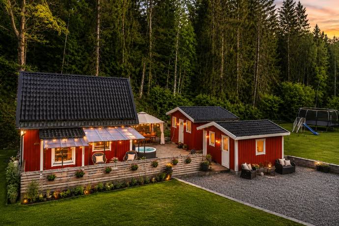 Hästhagsvägen 36, Vidja, Huddinge kommun