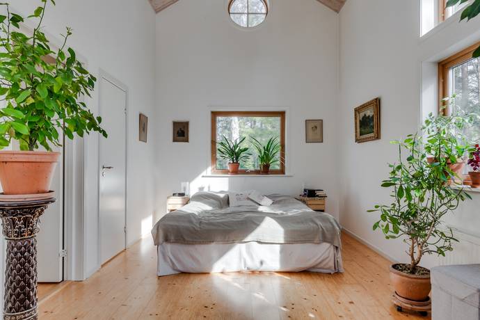 7 rum villa på Älgkroksvägen 7 Nära brunn, Värmdö kommun - bild 2