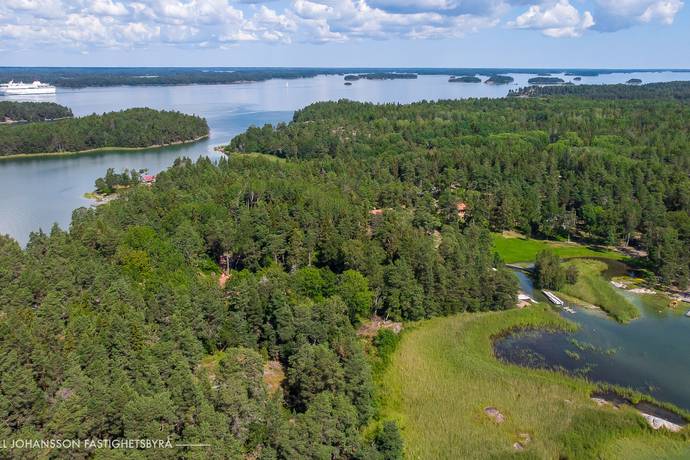 fritidshus på Starrbäcksvägen 10 Vagnsunda, Norrtälje kommun - bild 1