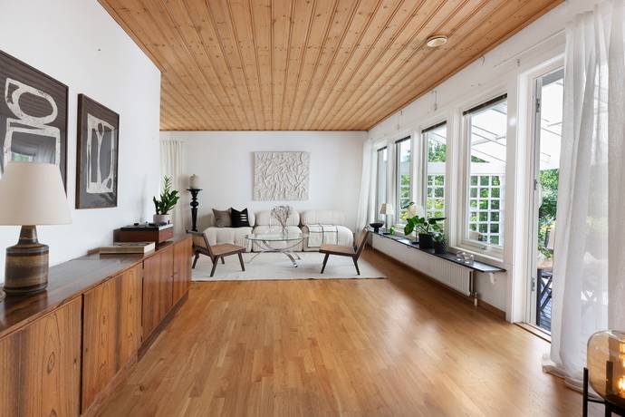 8 rum villa på Åkervägen 46B Helenelund, Sollentuna kommun - bild 3