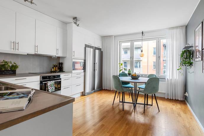 3 rum Lägenhet på Fridensborgsvägen 141, vån 2 av 4 Järvastaden Solna kommun - bild 8