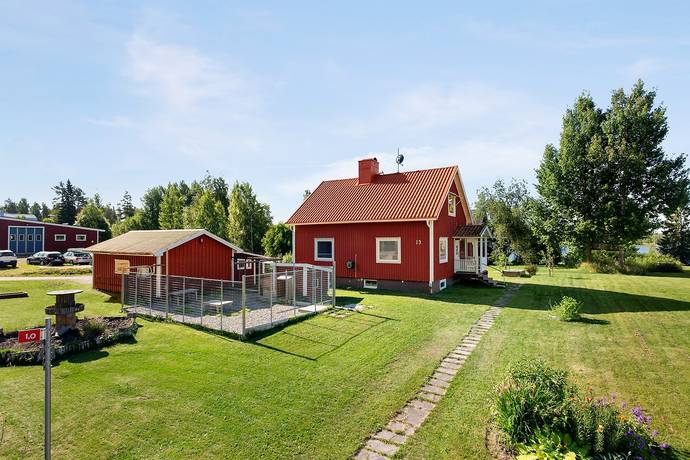 4 rum villa på Kallforsvägen 13 Blåsmark, Piteå kommun - bild 1