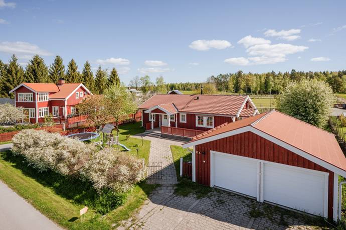 6 rum villa på Allmänningevägen 57A Valbo, Gävle kommun - bild 1