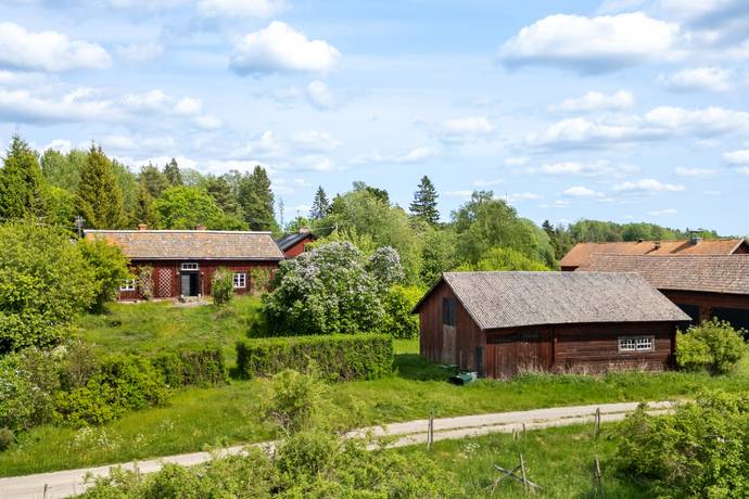 4 rum villa på Rekinde byväg 18 Edsbro, Norrtälje kommun - bild 2