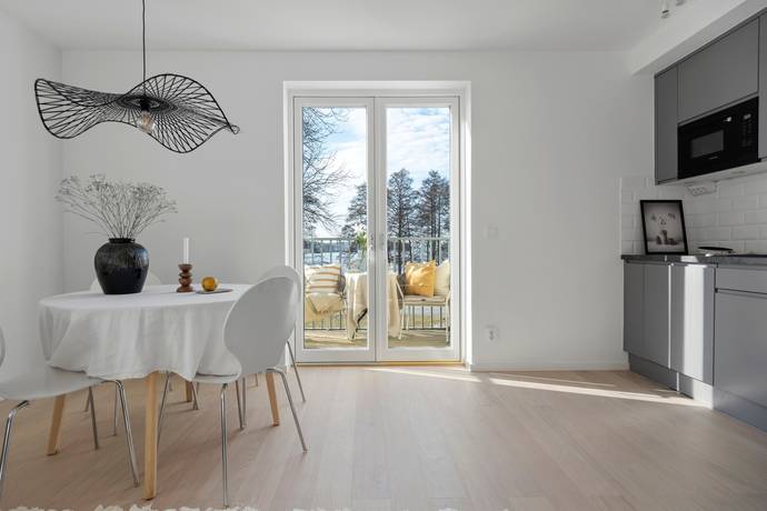 3 rum Lägenhet på Vårby Allé 15 D Masmo Strand Huddinge kommun - bild 11