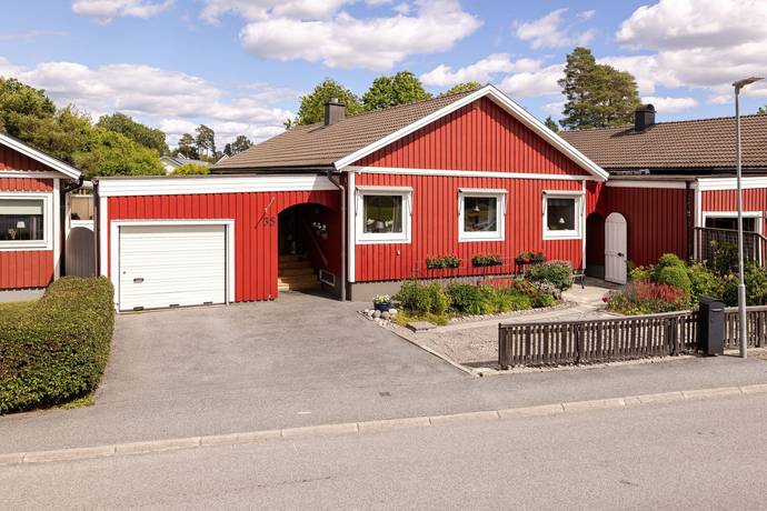 villa på Hässlevägen 35 Örebro, Örebro kommun - bild 1