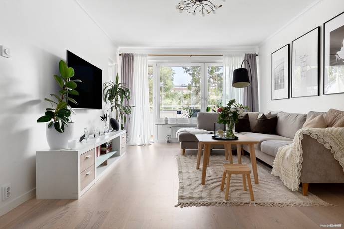3 rum lägenhet på Granitvägen 7A, 2 tr Tyresö Centrum, Tyresö kommun - bild 1