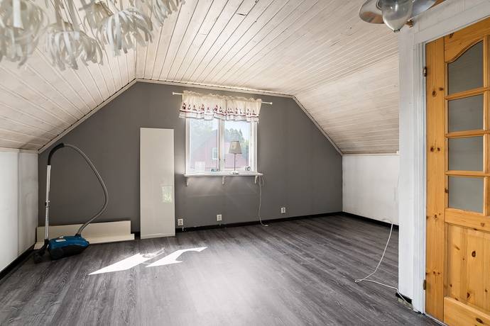 5 rum Villa på Johannavägen 18 Hallstavik Norrtälje kommun - bild 17