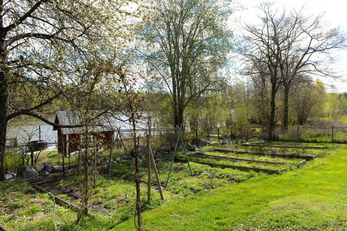 235 m² Gård utan jordbruk på Överselö Lindö äng 4 Strängnäs kommun - bild 74