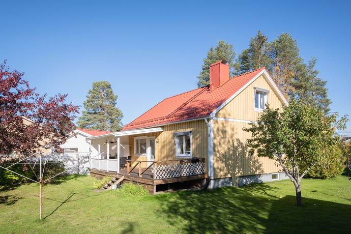 Travbanegatan 18, Sanden, Bodens kommun
