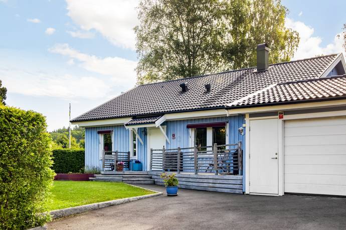 villa på Västra Fageredsvägen 41 Lindome - Fagered, Mölndals kommun - bild 1