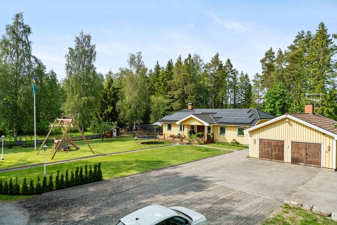 4 rum Villa på Ekebybacken 7 Roslagsbro-Norrtälje Norrtälje kommun - bild 1