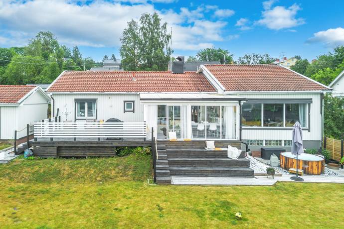 8 rum villa på Kajutvägen 20 Alnö, Sundsvalls kommun - bild 2