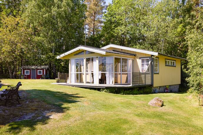 Marias väg 24, Aröd, Kungälvs kommun