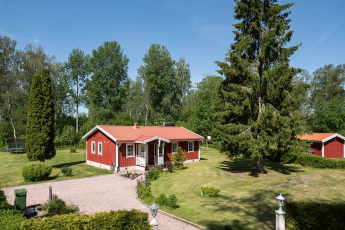 5 rum fritidshus på Ugglestigen 14 Sundänge, Köpings kommun - bild 1