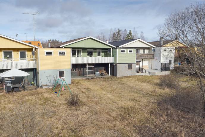 6 rum Kedjehus på Prästkragevägen 5 Norrby Fagersta kommun - bild 4