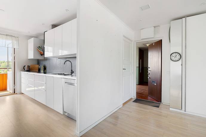 3 rum lägenhet på Helsingforsgatan 29, 3 tr Akalla, Stockholms kommun - bild 4