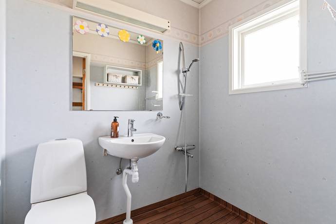 4 rum Radhus på Bragegatan 4 Öster/Djurgården Eskilstuna kommun - bild 15