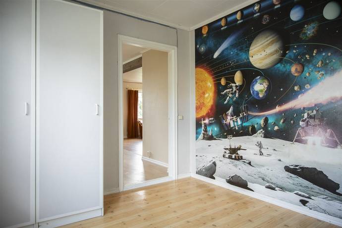 6 rum Vinterbonat fritidshus på Holmbergsbacken 23 Yxlan Köpmanholm Norrtälje kommun - bild 15