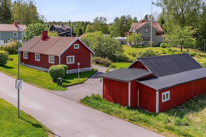 3 rum vinterbonat fritidshus på Skjutsarvägen 6 Flen, Flens kommun - bild 1