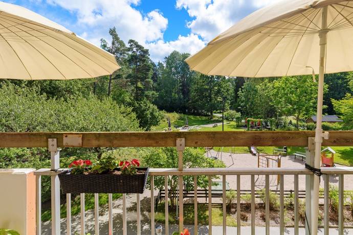 5 rum lägenhet på Kvällsvägen 10 Tullinge, Botkyrka kommun - bild 3