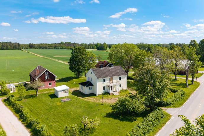 villa på Norra Runnaby 348 Örebro, Örebro kommun - bild 1