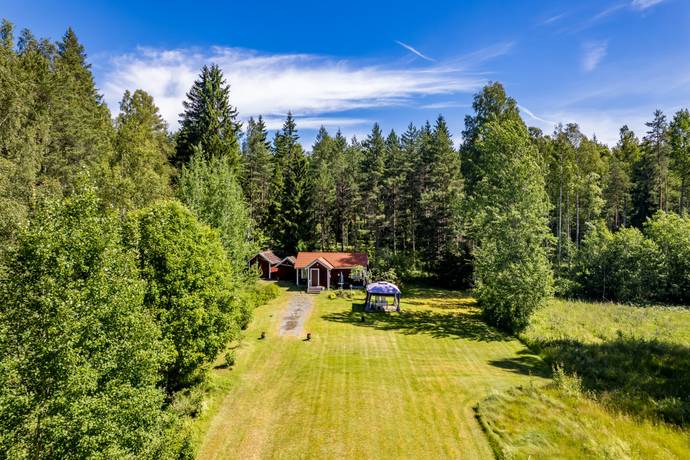 5 rum Gård med jordbruk på Kallernäs Dalhem 190 Kallernäs Lindesbergs kommun - bild 32