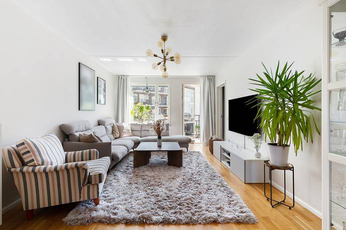 4 rum lägenhet på Gustav III:s Boulevard 139 Frösunda, Solna kommun - bild 3