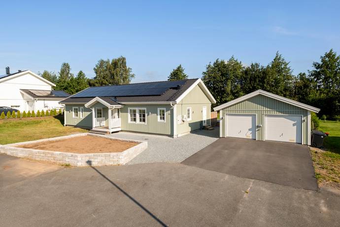 5 rum villa på Far Anders väg 6 Skillingaryd, Vaggeryds kommun - bild 1