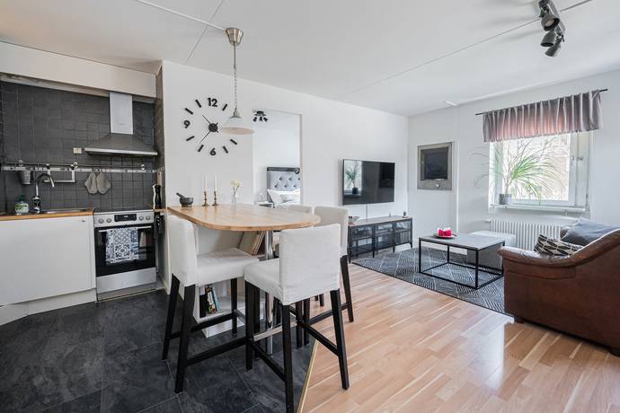 2 rum lägenhet på Sjödalsvägen 26 Centrala Huddinge, Huddinge kommun - bild 1