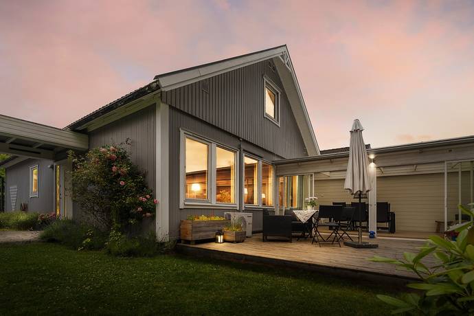 6 rum villa på Stutaliden 2 Vallda, Kungsbacka kommun - bild 1