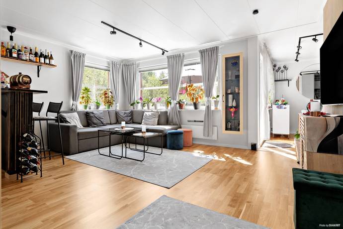 3 rum lägenhet på Skäcklingevägen 43 Tumba, Botkyrka kommun - bild 3