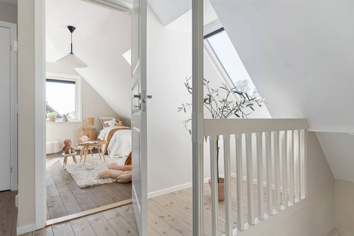 7 rum Villa på Knäckepilsgränd 31 Hässelby Norra Villastad Stockholms kommun - bild 19