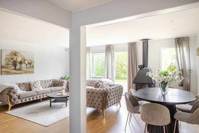 7 rum kedjehus på Blåklintstigen 13 Salem, Salems kommun - bild 3