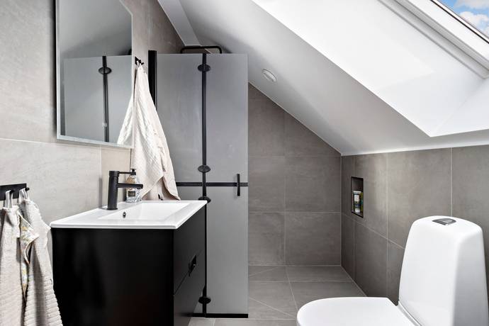 6 rum villa på Oskarsbergsvägen 27 Olofstorp, Göteborgs kommun - bild 4