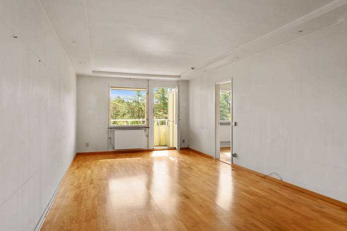 4 rum lägenhet på Radarvägen 4, 5 tr Hägernäs, Täby kommun - bild 2