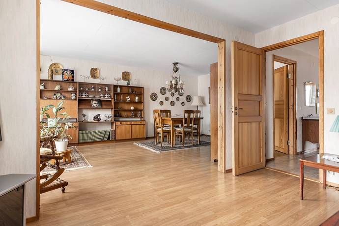 5 rum Villa på Malvavägen 19 Hälltorp  Hammarö kommun - bild 13